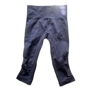 Lululemon leggings size 4